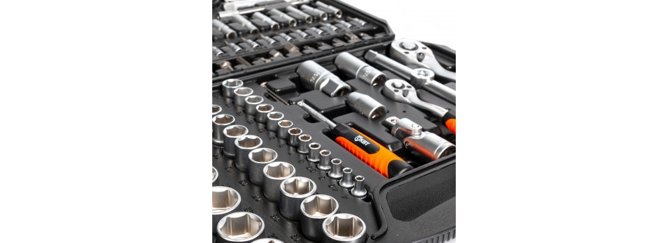 Набор КВТ – 94 профессиональных предмета в одном чемодане